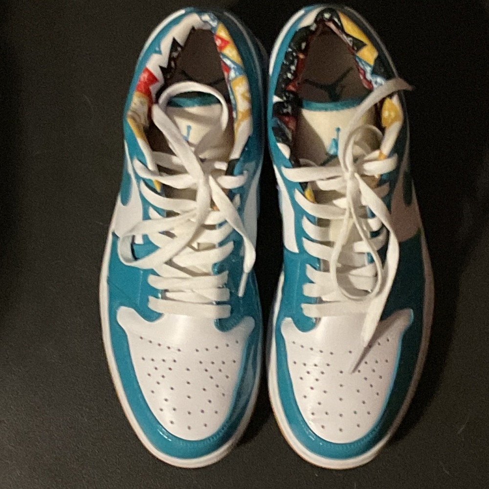 Nike air Micheal Jordan 1 Low SE
Barcelona Cyber Teal